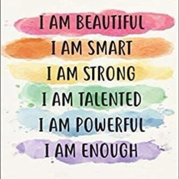 Meet your Posher, Amanda - Picture 2 of 5